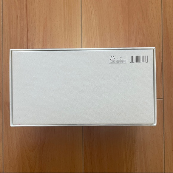 Gentle Monster Sunglasses Empty Box - Picture 2 of 7